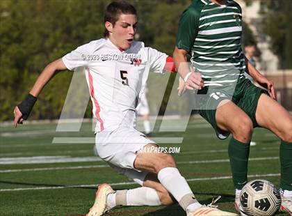 Thumbnail 2 in Harvard-Westlake vs. De La Salle (SoCal Soccer Showcase) photogallery.