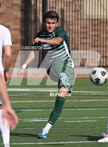 Thumbnail 1 in Harvard-Westlake vs. De La Salle (SoCal Soccer Showcase) photogallery.
