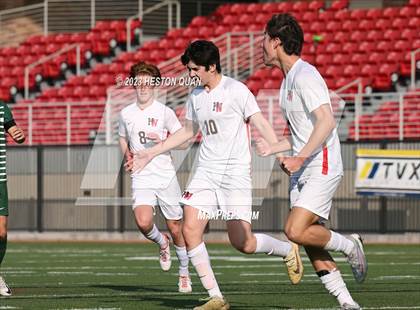 Thumbnail 2 in Harvard-Westlake vs. De La Salle (SoCal Soccer Showcase) photogallery.