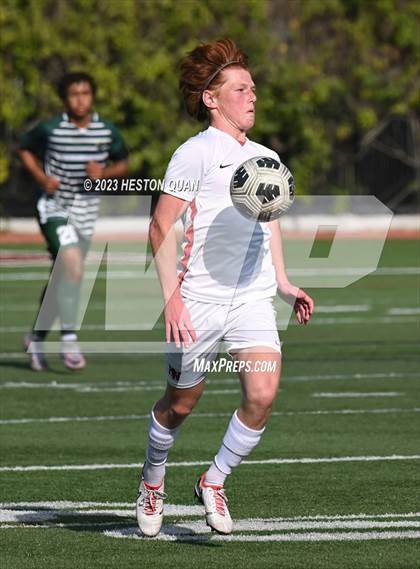 Thumbnail 1 in Harvard-Westlake vs. De La Salle (SoCal Soccer Showcase) photogallery.