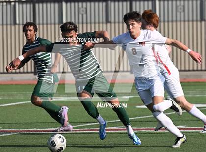 Thumbnail 2 in Harvard-Westlake vs. De La Salle (SoCal Soccer Showcase) photogallery.