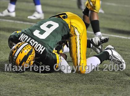 Thumbnail 2 in Dana Hills vs. Edison (CIF SS Playoffs) photogallery.