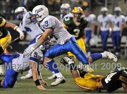 Thumbnail 2 in Dana Hills vs. Edison (CIF SS Playoffs) photogallery.