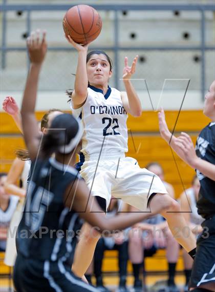 Thumbnail 2 in Clark vs. O'Connor photogallery.