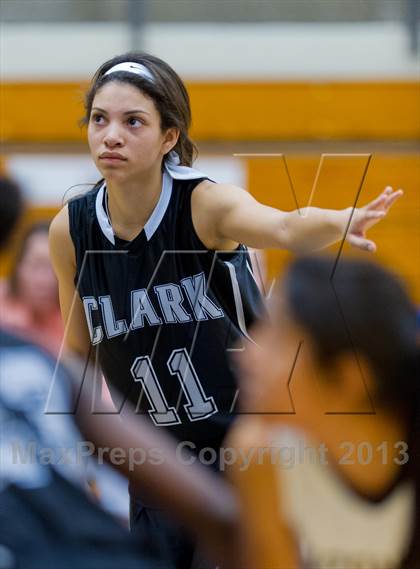 Thumbnail 1 in Clark vs. O'Connor photogallery.