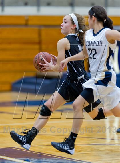 Thumbnail 3 in Clark vs. O'Connor photogallery.