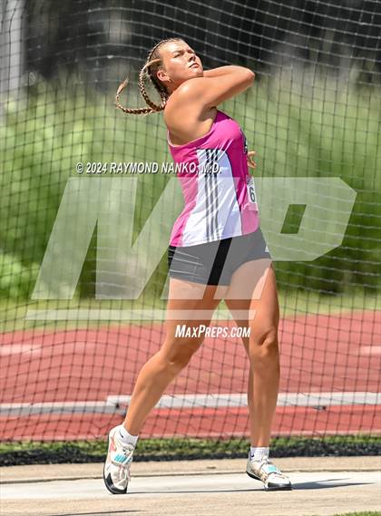 Thumbnail 1 in IHSAA Finals (Discus)  photogallery.
