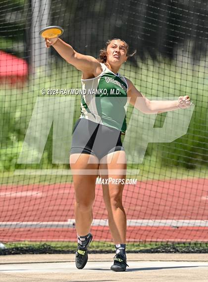 Thumbnail 3 in IHSAA Finals (Discus)  photogallery.
