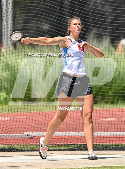 Thumbnail 3 in IHSAA Finals (Discus)  photogallery.