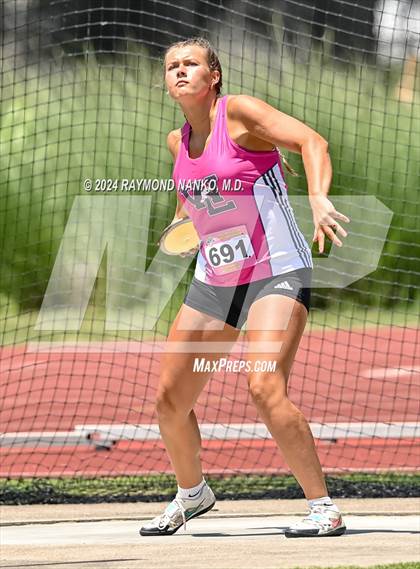 Thumbnail 2 in IHSAA Finals (Discus)  photogallery.