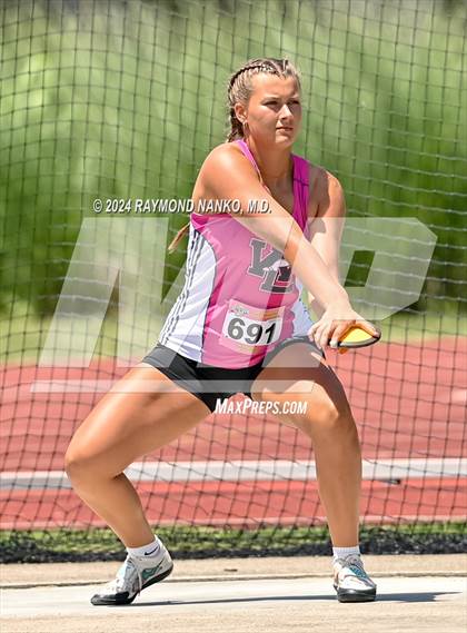 Thumbnail 3 in IHSAA Finals (Discus)  photogallery.