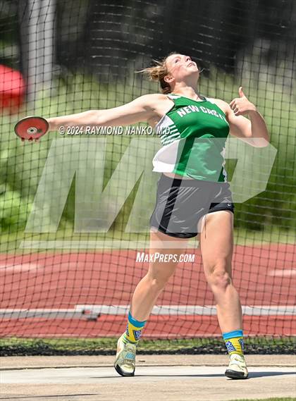 Thumbnail 2 in IHSAA Finals (Discus)  photogallery.