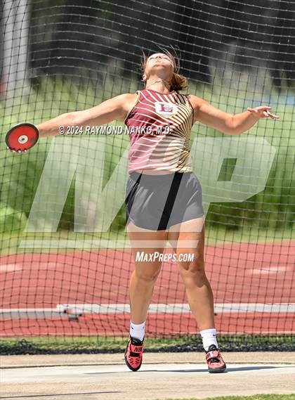 Thumbnail 1 in IHSAA Finals (Discus)  photogallery.