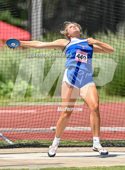 Thumbnail 3 in IHSAA Finals (Discus)  photogallery.