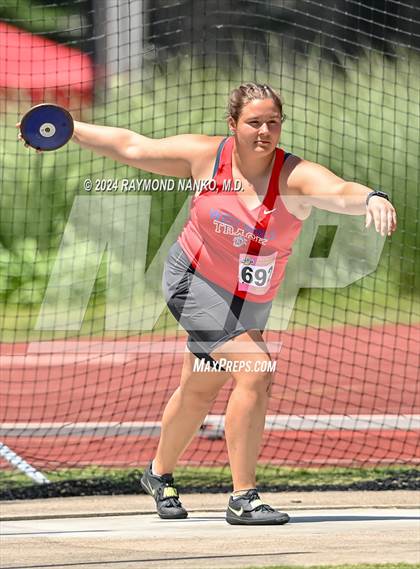Thumbnail 2 in IHSAA Finals (Discus)  photogallery.