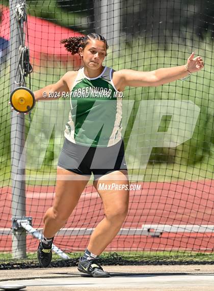 Thumbnail 3 in IHSAA Finals (Discus)  photogallery.
