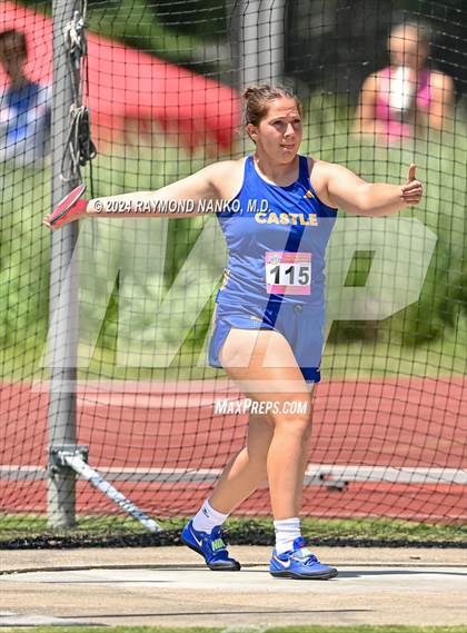 Thumbnail 3 in IHSAA Finals (Discus)  photogallery.
