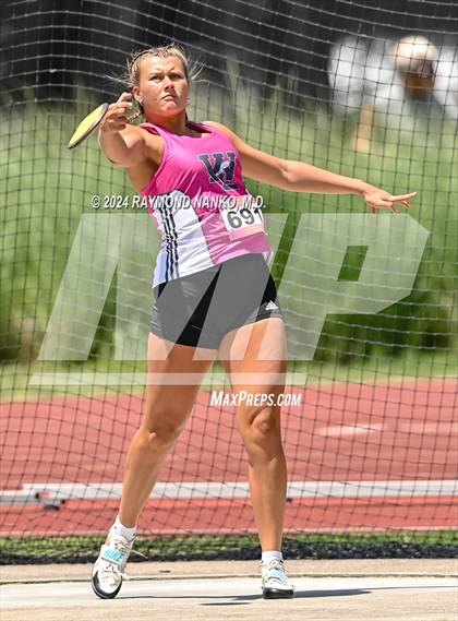 Thumbnail 1 in IHSAA Finals (Discus)  photogallery.