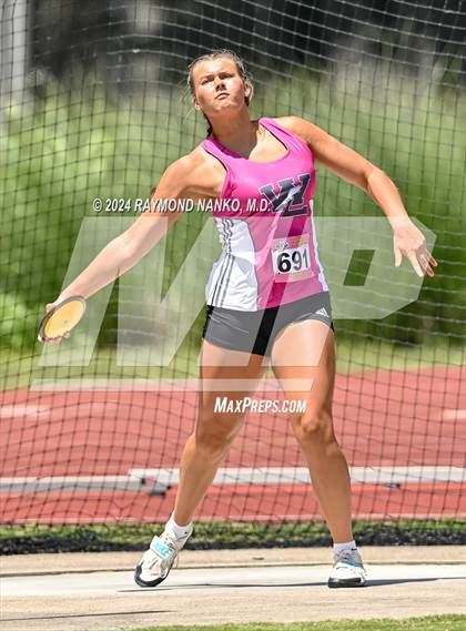 Thumbnail 2 in IHSAA Finals (Discus)  photogallery.