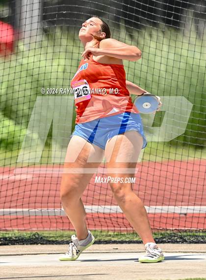 Thumbnail 1 in IHSAA Finals (Discus)  photogallery.