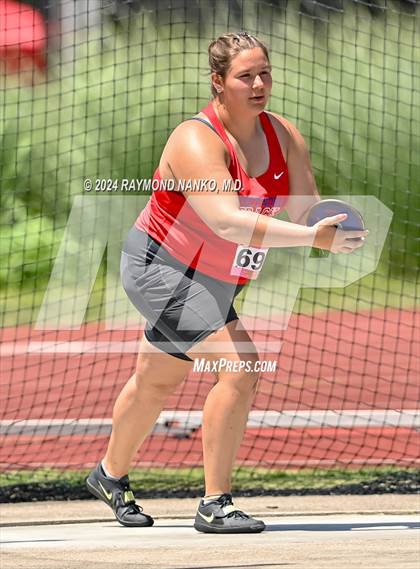Thumbnail 2 in IHSAA Finals (Discus)  photogallery.