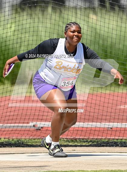 Thumbnail 3 in IHSAA Finals (Discus)  photogallery.