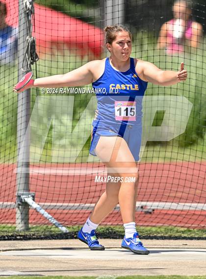 Thumbnail 1 in IHSAA Finals (Discus)  photogallery.