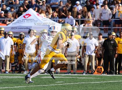 Thumbnail 3 in Bishop Gorman vs St. Thomas Aquinas (Broward County Showcase)  photogallery.