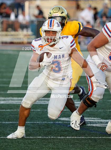 Thumbnail 3 in Bishop Gorman vs St. Thomas Aquinas (Broward County Showcase)  photogallery.