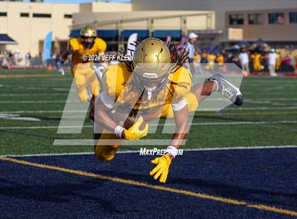 Thumbnail 2 in Bishop Gorman vs St. Thomas Aquinas (Broward County Showcase)  photogallery.