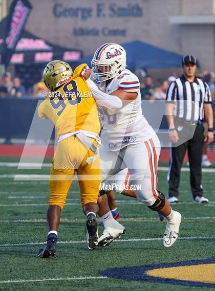 Thumbnail 1 in Bishop Gorman vs St. Thomas Aquinas (Broward County Showcase)  photogallery.