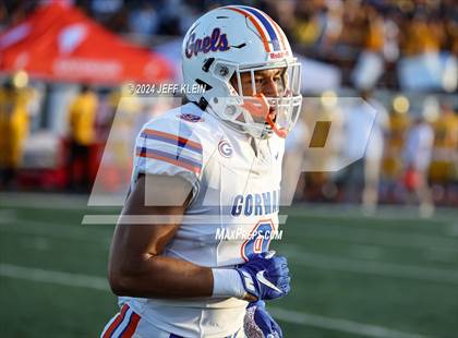 Thumbnail 3 in Bishop Gorman vs St. Thomas Aquinas (Broward County Showcase)  photogallery.