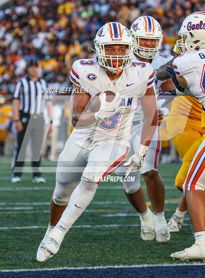 Thumbnail 3 in Bishop Gorman vs St. Thomas Aquinas (Broward County Showcase)  photogallery.
