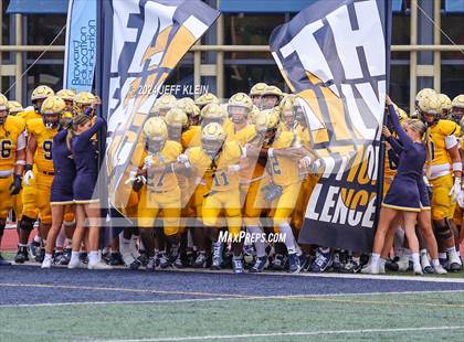 Thumbnail 3 in Bishop Gorman vs St. Thomas Aquinas (Broward County Showcase)  photogallery.