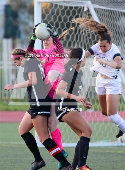 Thumbnail 1 in Huntington Beach @ JSerra Catholic (CIF SoCal Regional D1 Final) photogallery.
