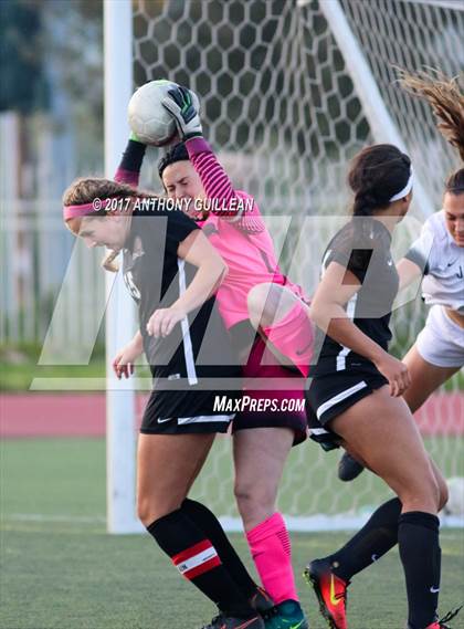Thumbnail 2 in Huntington Beach @ JSerra Catholic (CIF SoCal Regional D1 Final) photogallery.