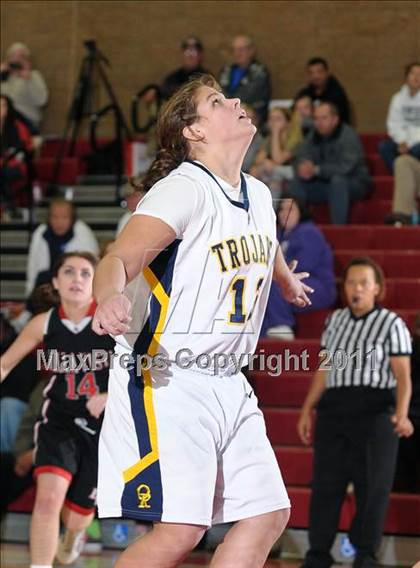 Thumbnail 3 in Bella Vista vs. Oak Ridge (Common Good Classic) photogallery.