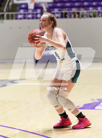 Thumbnail 2 in Green Canyon vs. Juan Diego Catholic (UHSAA 4A Quarterfinal) photogallery.