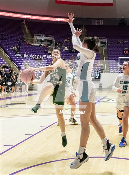 Thumbnail 3 in Green Canyon vs. Juan Diego Catholic (UHSAA 4A Quarterfinal) photogallery.