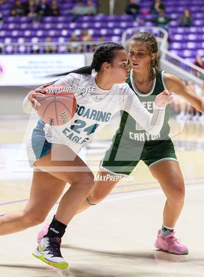 Thumbnail 3 in Green Canyon vs. Juan Diego Catholic (UHSAA 4A Quarterfinal) photogallery.