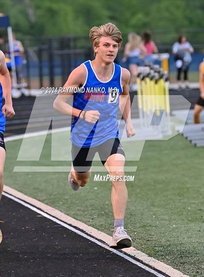 Thumbnail 2 in IHSAA Delta Sectionals (800 Meter)  photogallery.
