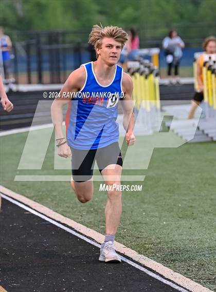 Thumbnail 3 in IHSAA Delta Sectionals (800 Meter)  photogallery.