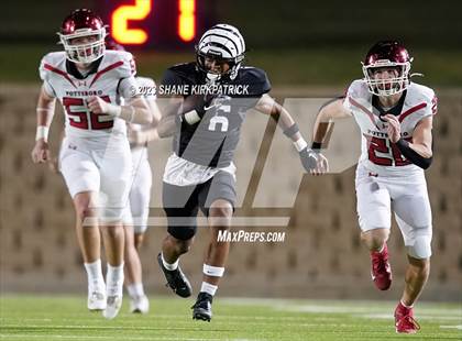 Thumbnail 3 in Pottsboro vs Grandview (3A-1 Region II Area Round) photogallery.