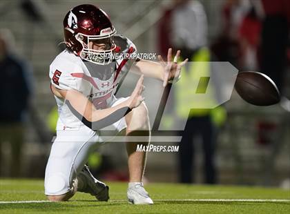Thumbnail 3 in Pottsboro vs Grandview (3A-1 Region II Area Round) photogallery.