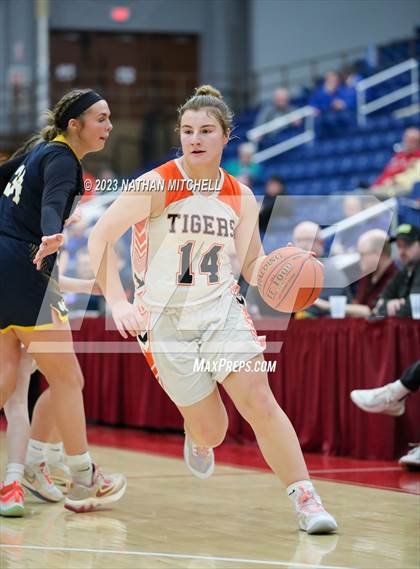 Thumbnail 3 in Mt. Blue vs. Gardiner (Capital City Hoops Classic) photogallery.