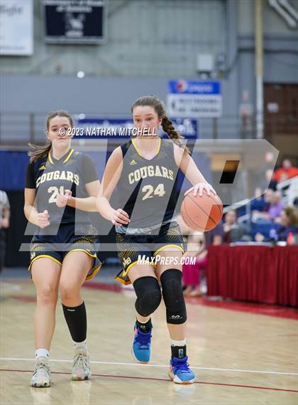 Thumbnail 3 in Mt. Blue vs. Gardiner (Capital City Hoops Classic) photogallery.