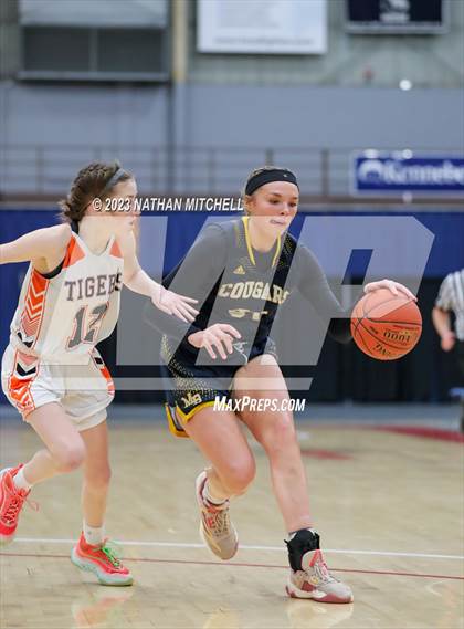Thumbnail 1 in Mt. Blue vs. Gardiner (Capital City Hoops Classic) photogallery.