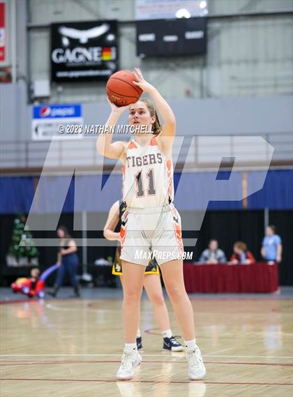 Thumbnail 1 in Mt. Blue vs. Gardiner (Capital City Hoops Classic) photogallery.