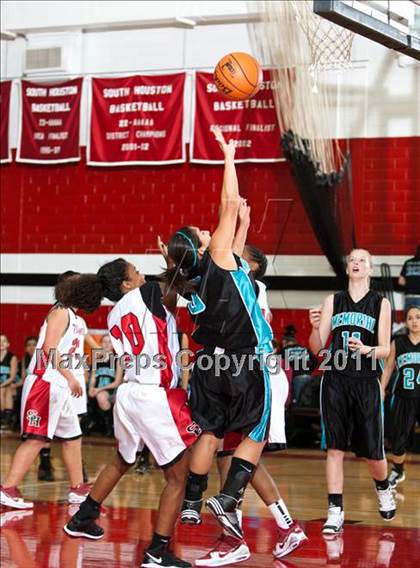 Thumbnail 3 in Pasadena Memorial vs South Houston photogallery.