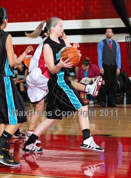Thumbnail 1 in Pasadena Memorial vs South Houston photogallery.